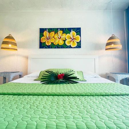 Greenwood Beach Resort Bailey Town  Eksteriør bilde
